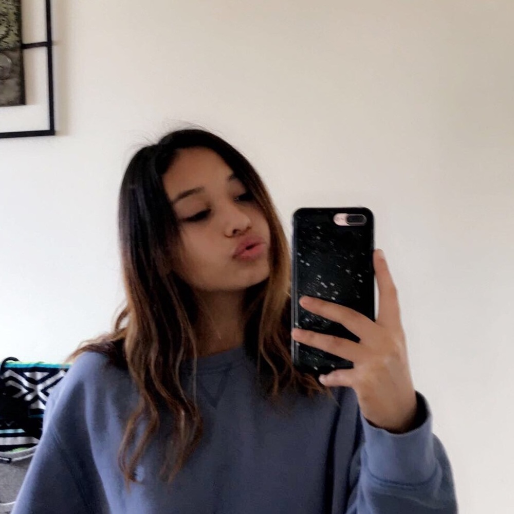 Meet your Posher, Andrea